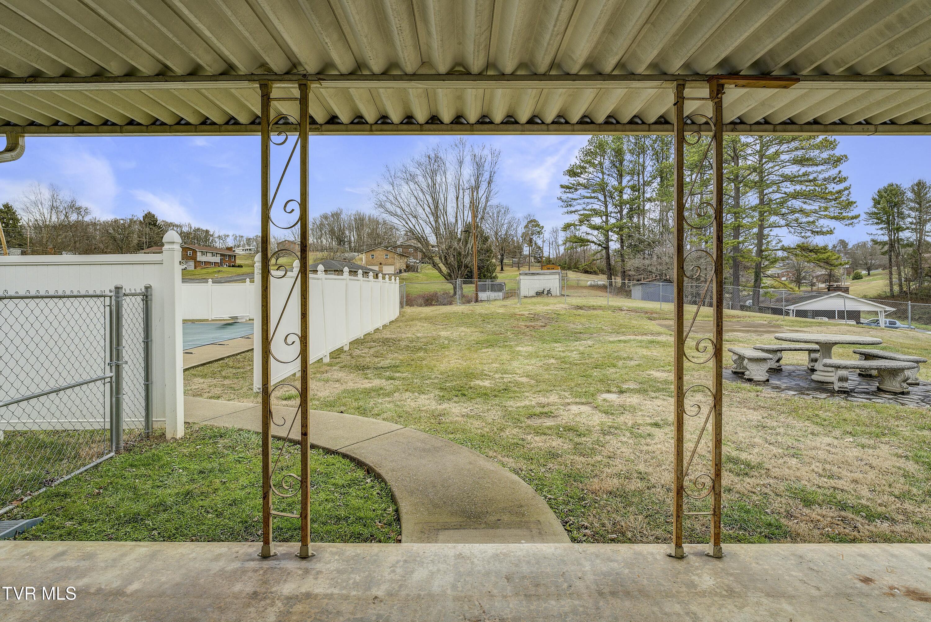 100 Satanta Road Kingsport, TN 37664 - Photo 8 of 72 tempImagerF0DrN