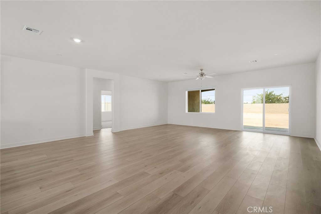 14892 White Sage Road Apple Valley, CA 92307 - Photo 3 of 7