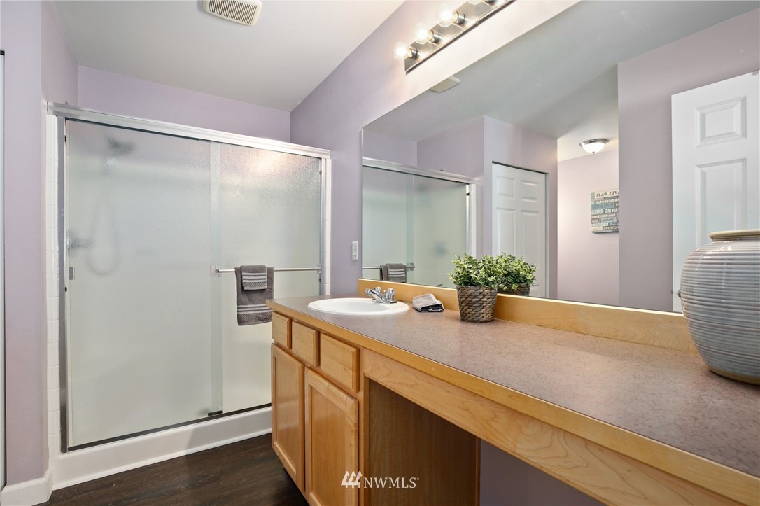 229 Ferndale Avenue Southeast Renton, WA 98056 - Photo 15 of 26