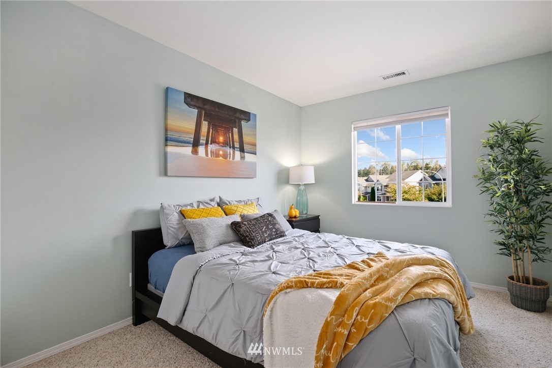 229 Ferndale Avenue Southeast Renton, WA 98056 - Photo 16 of 26