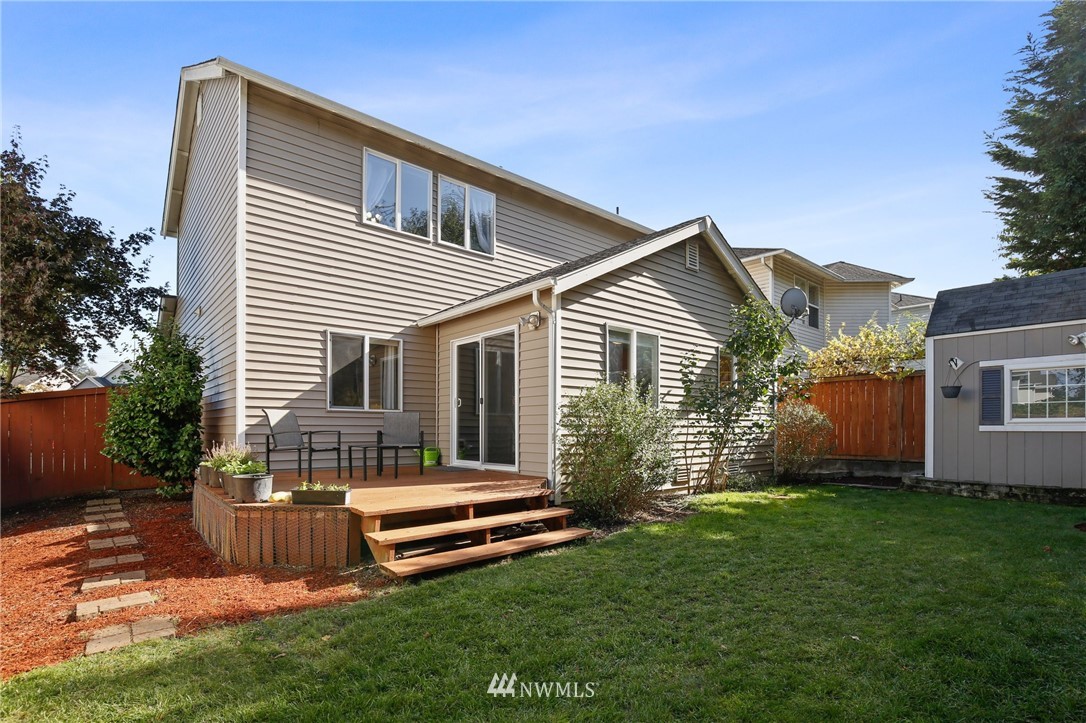 229 Ferndale Avenue Southeast Renton, WA 98056 - Photo 21 of 26