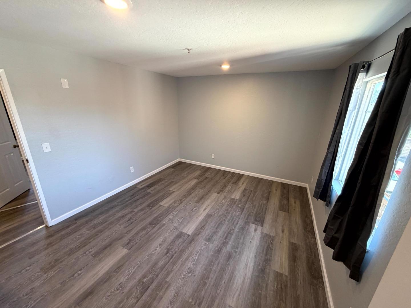 890 Rider Avenue, Unit E Salinas, CA 93905 - Photo 8 of 18