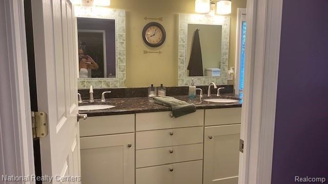 1736 Croft Road Birmingham, MI 48009 - Photo 20 of 24