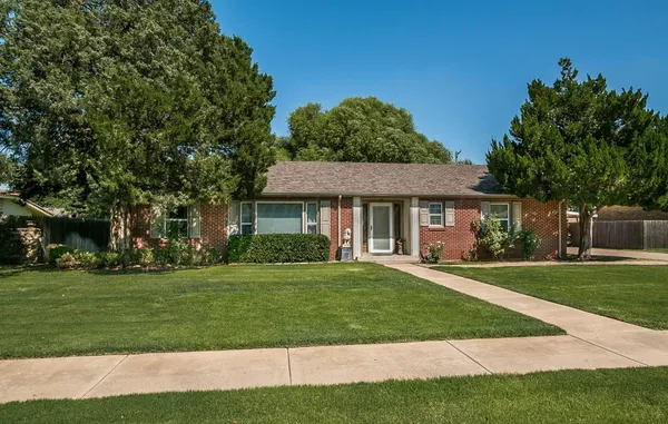 $2,000 | 1215 South Milam Street, Amarillo, TX 79102