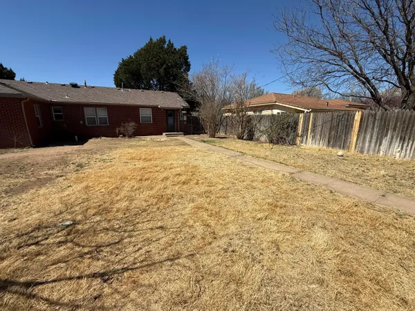 $2,000 | 1215 South Milam Street, Amarillo, TX 79102