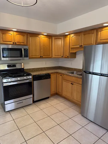 $189,000 | 1309 Maplepark Drive, Champaign, IL 61821