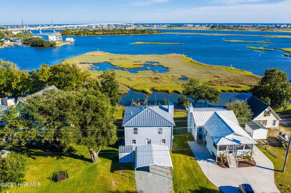 $855,000 | 544 Little Kinston Road, Surf City, NC 28445