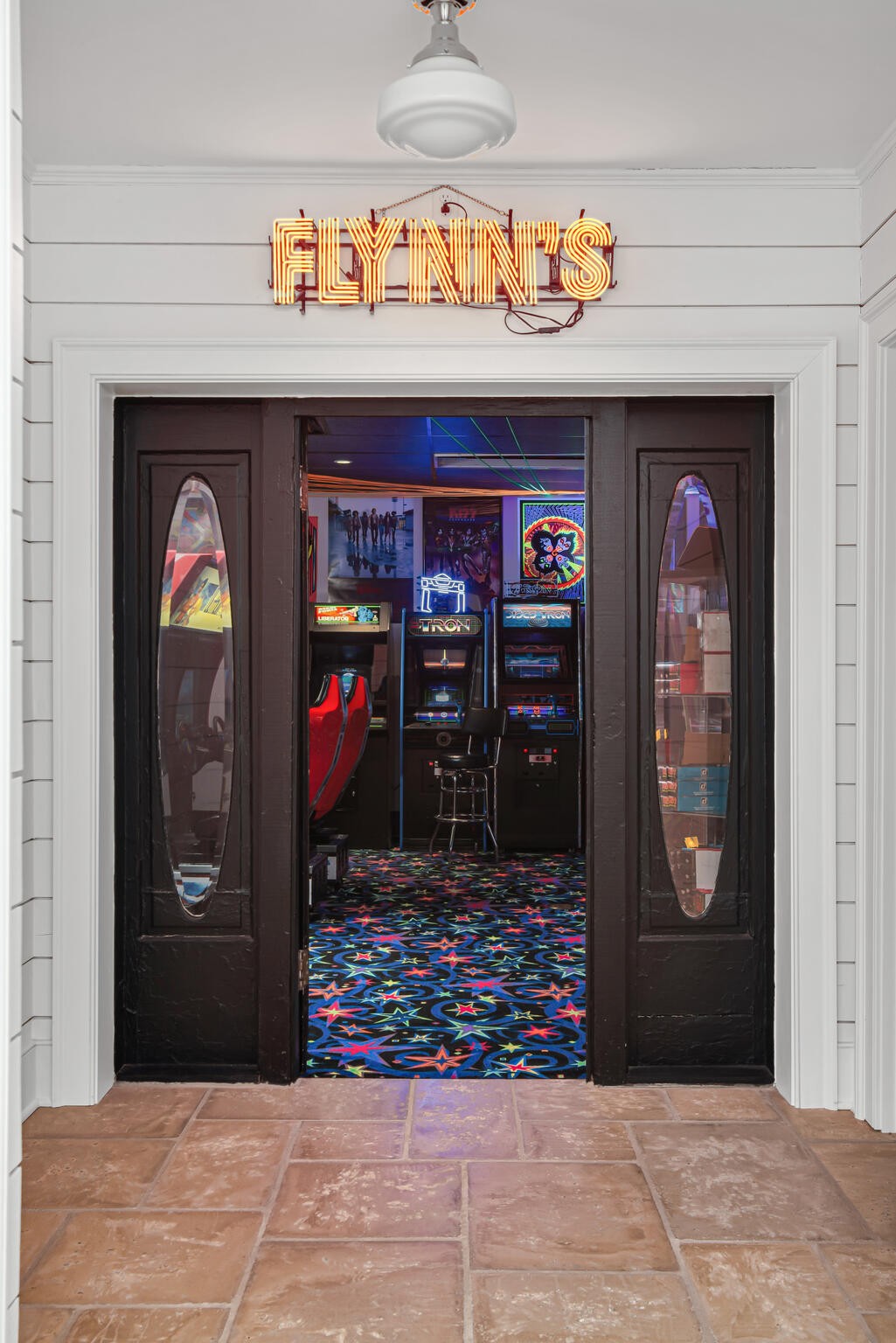 1801 Laurel Ridge Drive Nashville, TN 37215 - Photo 51 of 65 a front view of a retail shop