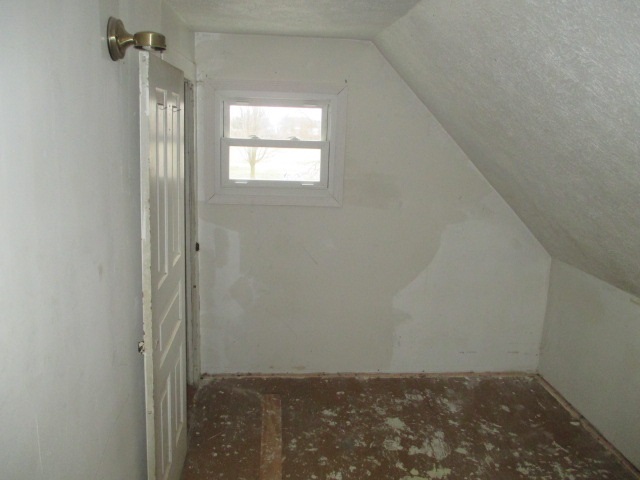 6354 Bliss Road Elwell, MI 48832 - Photo 14 of 17 1841880-13.JPG