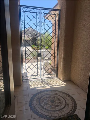$3,650 | 2042 Poetry Avenue, Henderson, NV 89052
