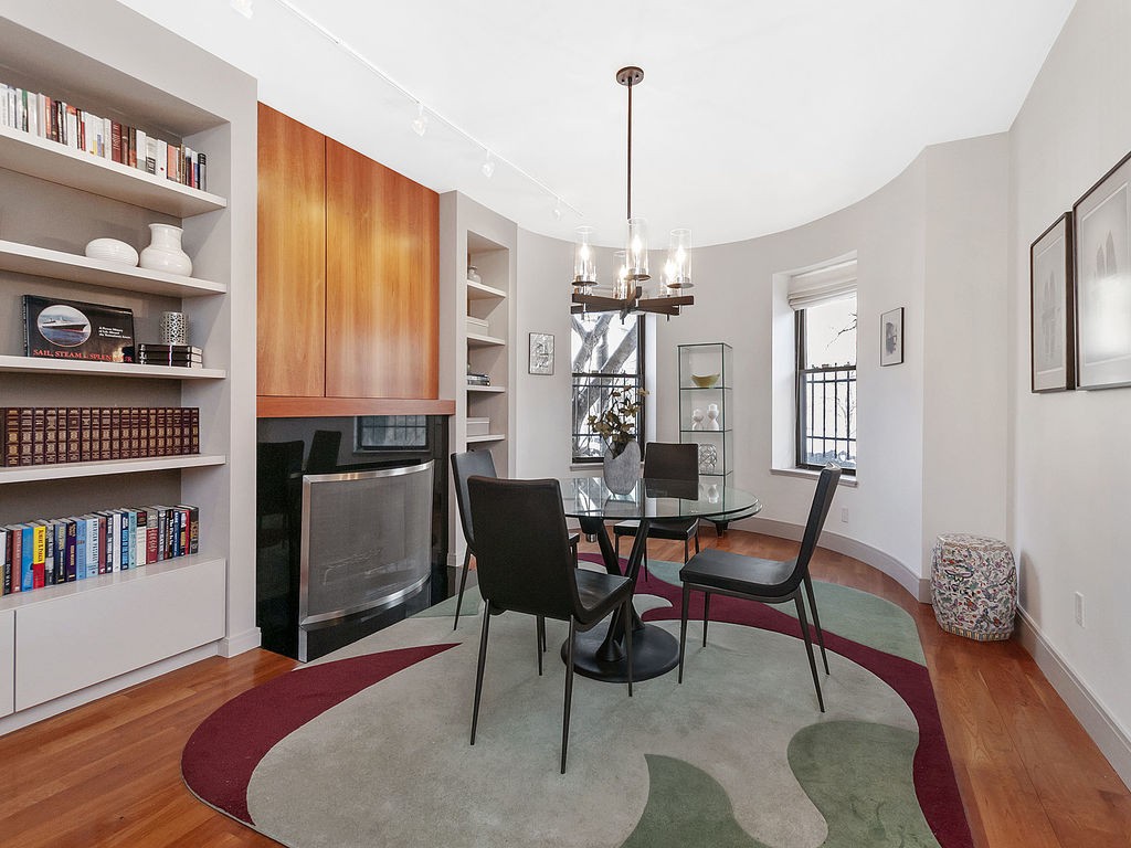 17 Albemarle Street, Unit 1 Boston, MA 02115 - Photo 3 of 16