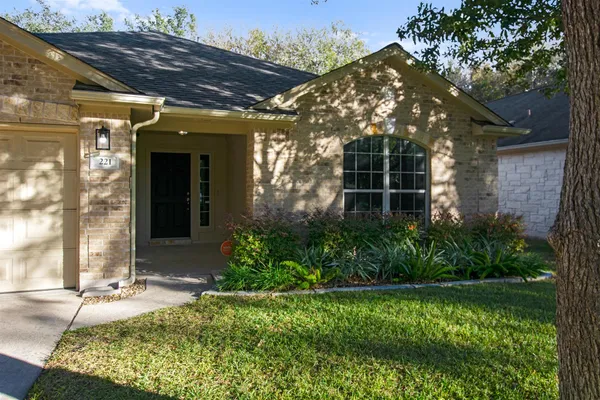 $2,400 | 221 Creek Ridge Lane, Round Rock, TX 78664