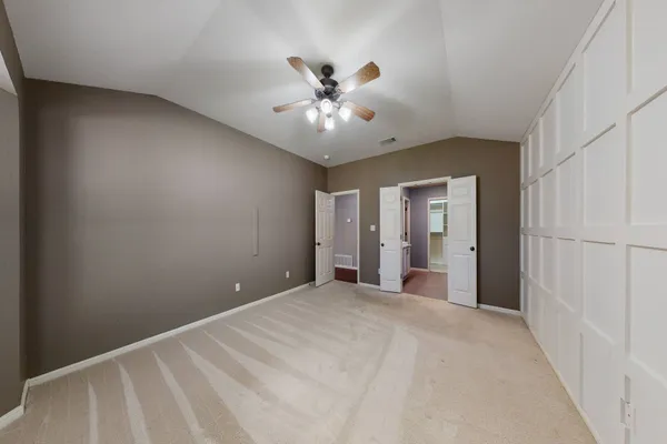 $2,400 | 221 Creek Ridge Lane, Round Rock, TX 78664