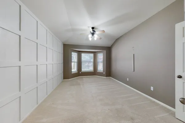 $2,400 | 221 Creek Ridge Lane, Round Rock, TX 78664