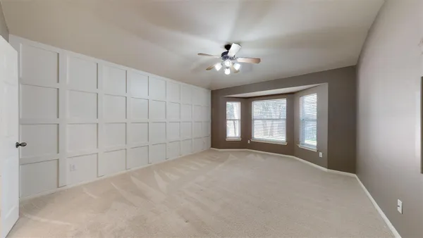 $2,400 | 221 Creek Ridge Lane, Round Rock, TX 78664