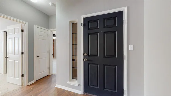 $2,400 | 221 Creek Ridge Lane, Round Rock, TX 78664