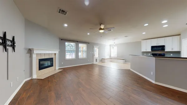 $2,400 | 221 Creek Ridge Lane, Round Rock, TX 78664