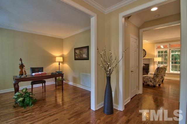 306 Manor Ridge Road Carrboro, NC 27510 - Photo 4 of 23