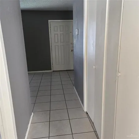 $725 | 303 South Palm Drive, Pharr, TX 78577
