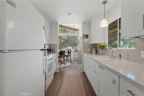 $950,000 | 4214 Tosca Road, Woodland Hills, CA 91364