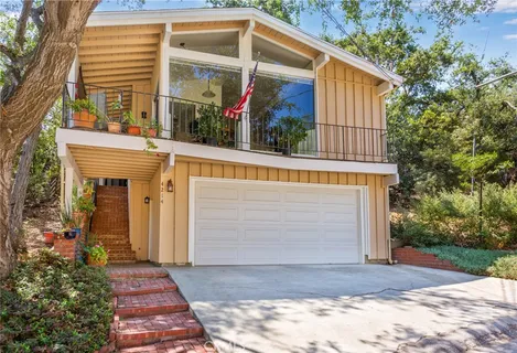 $950,000 | 4214 Tosca Road, Woodland Hills, CA 91364