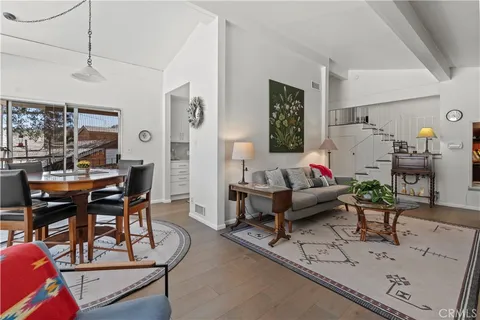 $950,000 | 4214 Tosca Road, Woodland Hills, CA 91364