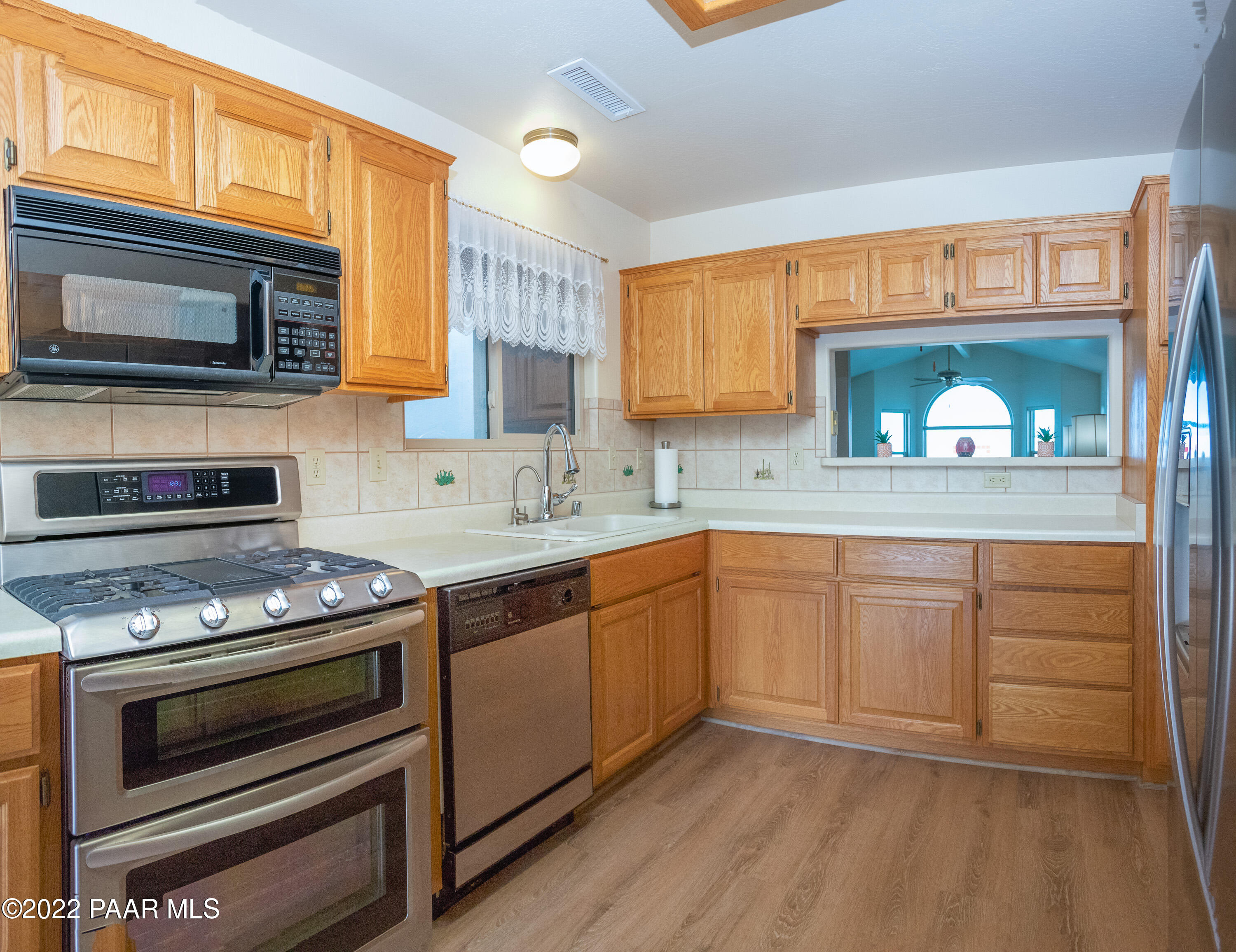 2734 College Heights Road Prescott, AZ 86301 - Photo 19 of 45 Kitchen