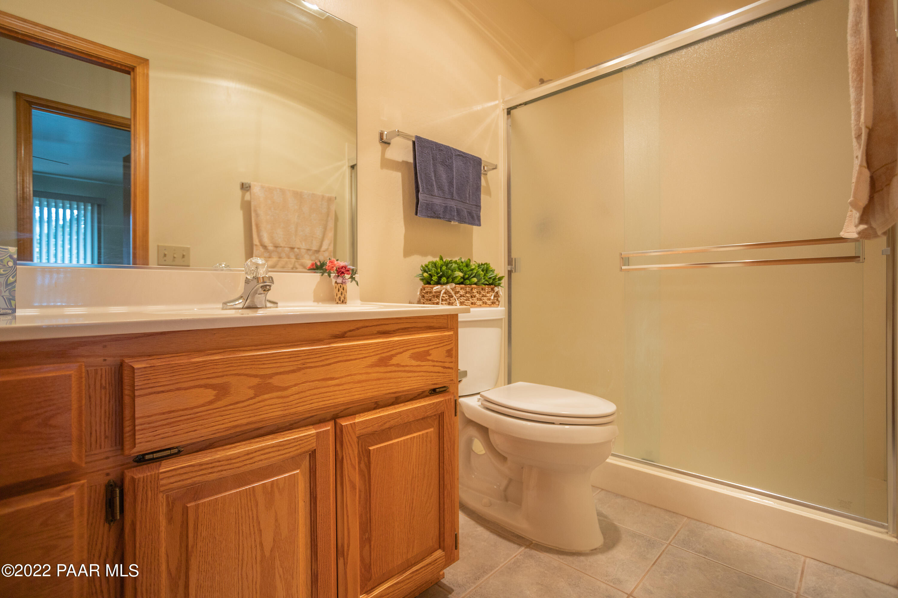 2734 College Heights Road Prescott, AZ 86301 - Photo 27 of 45 Guest Bathroom