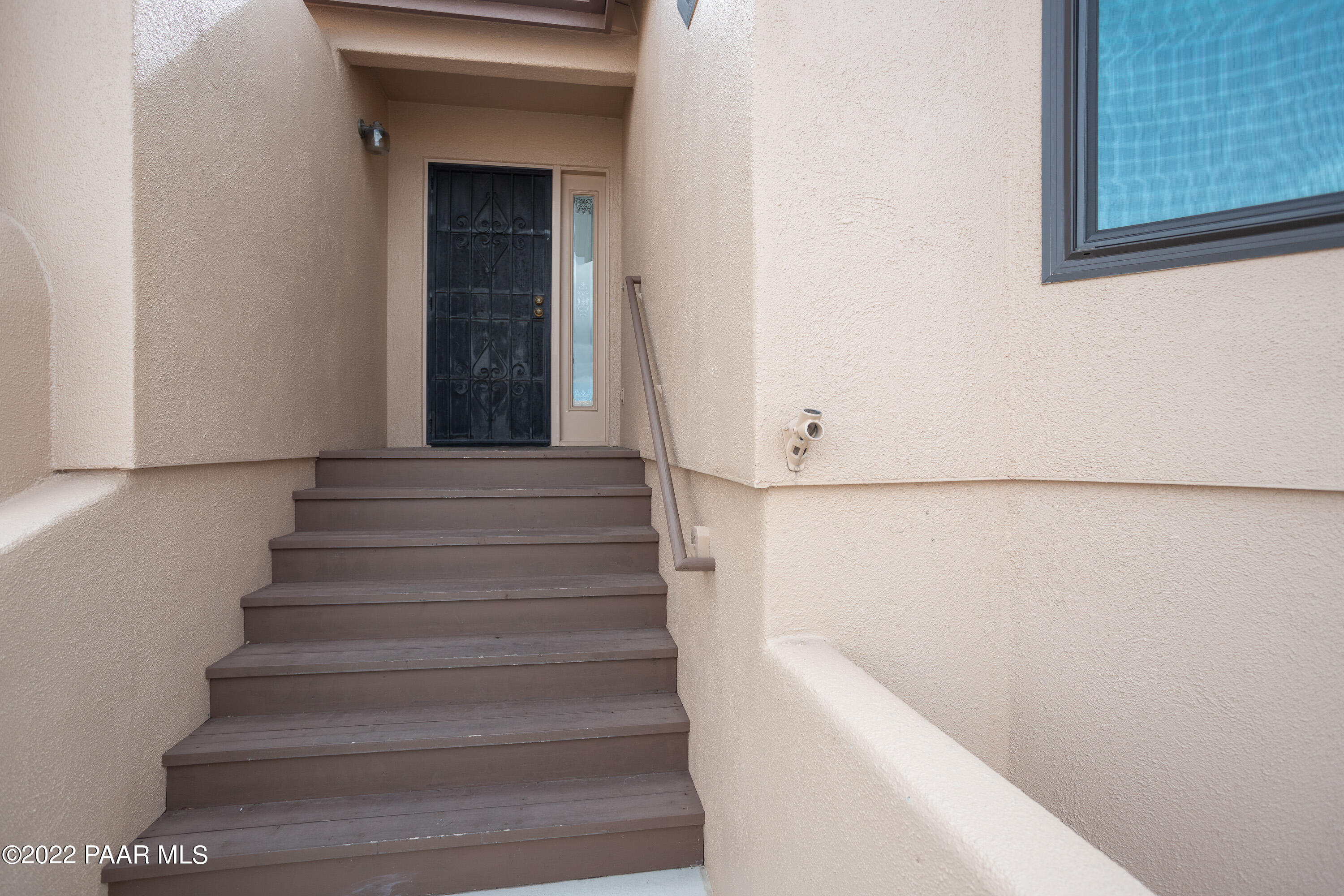 2734 College Heights Road Prescott, AZ 86301 - Photo 4 of 45 Front Entry