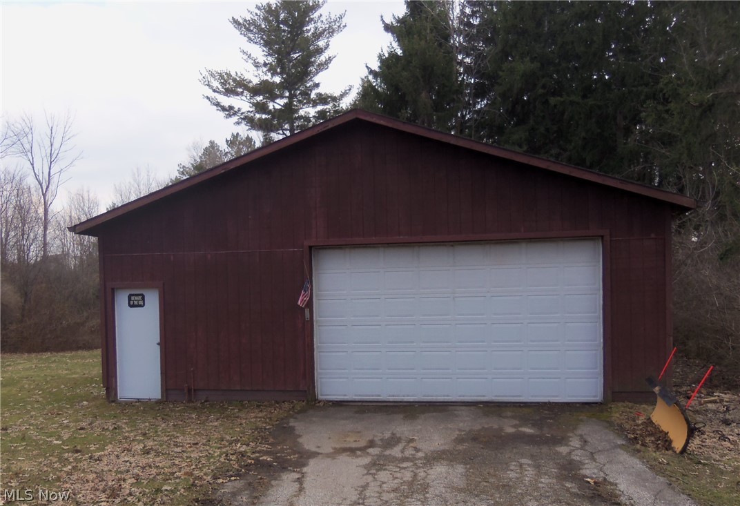 28570 Cannon Road Solon, OH 44139 - Photo 4 of 31 Gallery Image 4