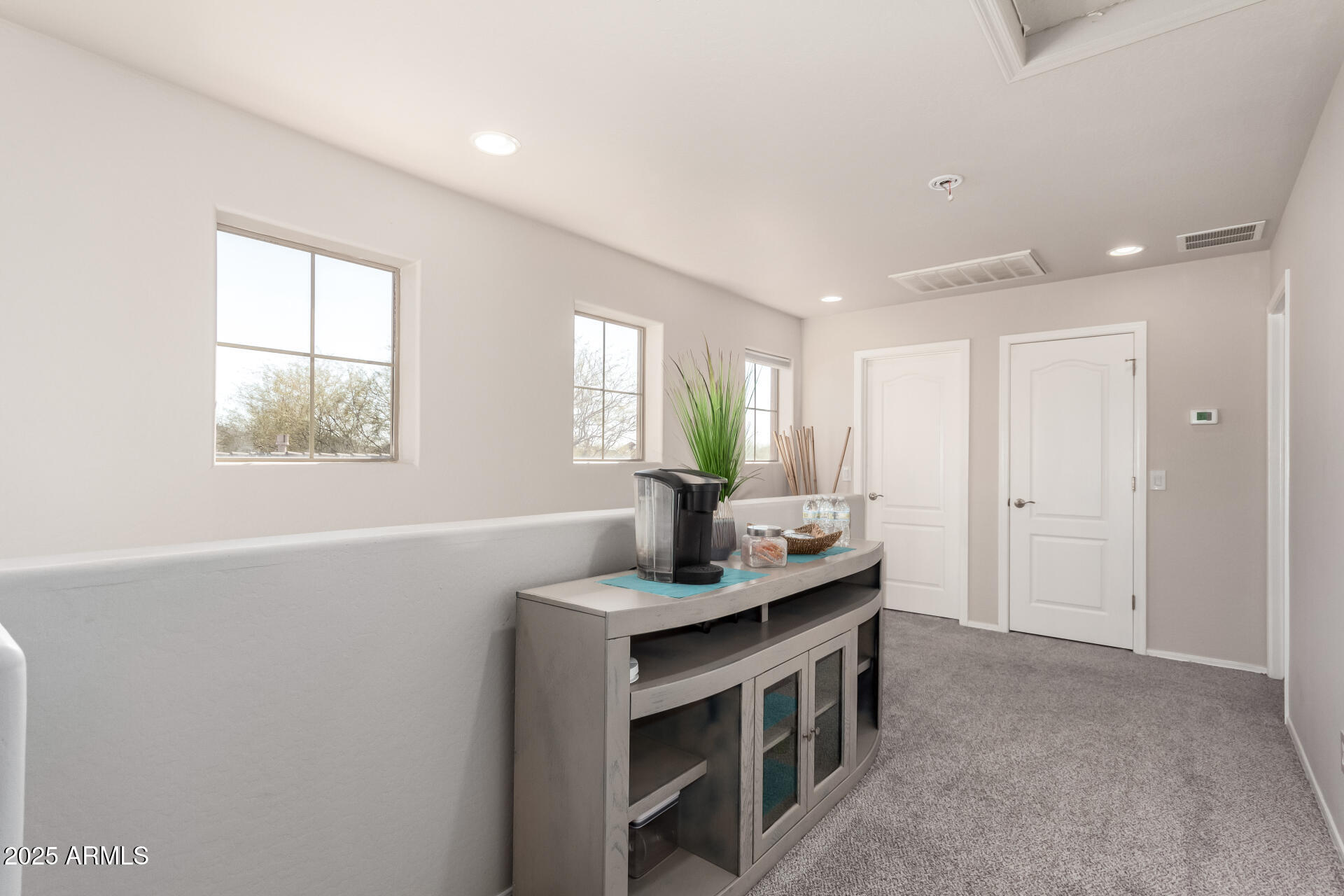 2645 West Florentine Road Phoenix, AZ 85086 - Photo 17 of 41 Upstairs Landing