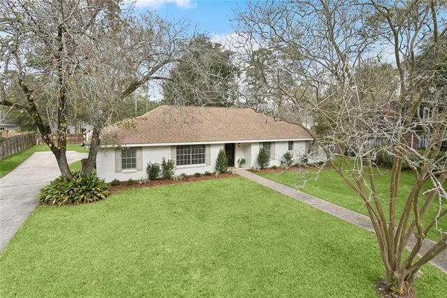 $450,000 | 114 Jane Drive, Mandeville, LA 70448