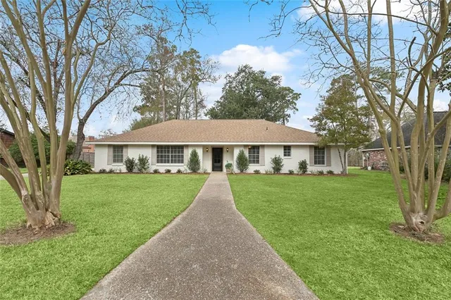$450,000 | 114 Jane Drive, Mandeville, LA 70448