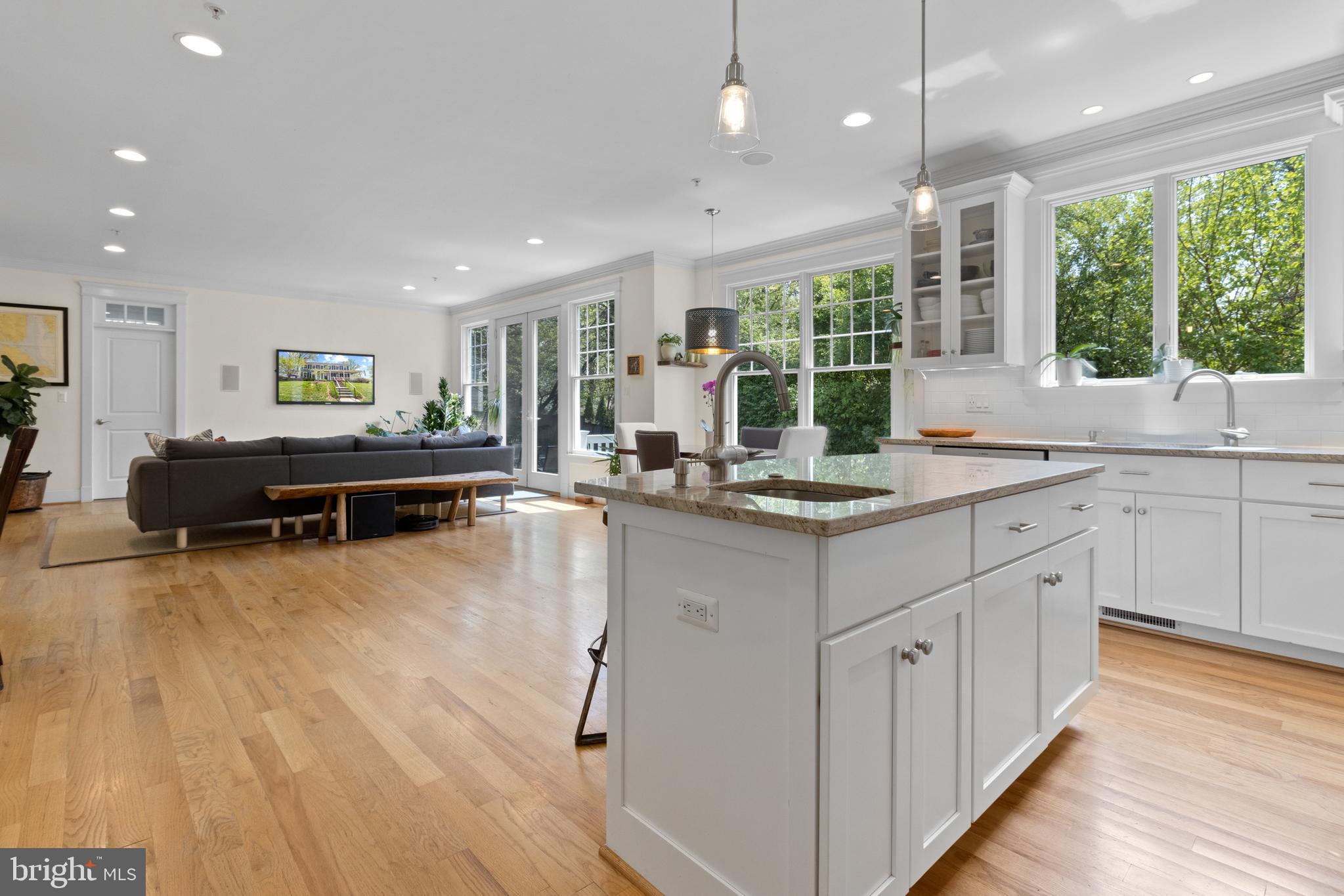 5920 Walton Road Bethesda, MD 20817 - Photo 5 of 41 Gallery Image 5