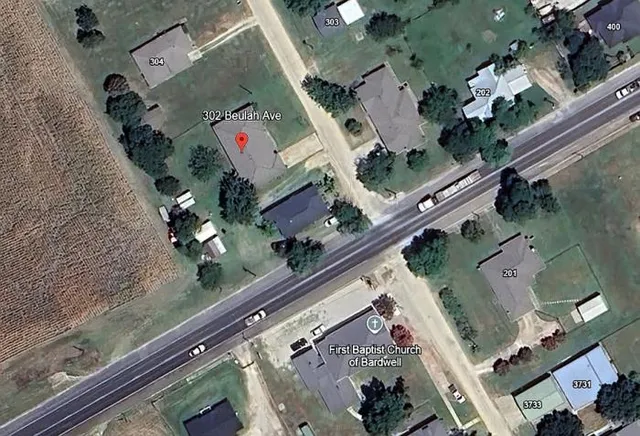 $292,500 | 302 Beulah Avenue, Ennis, TX 75119