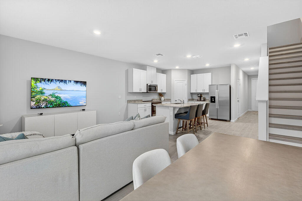 5696 Southeast Edgewater Circle Stuart, FL 34997 - Photo 29 of 29 Open floor plan