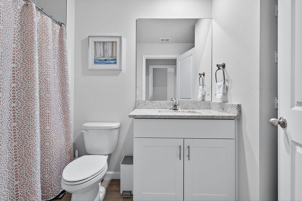 5696 Southeast Edgewater Circle Stuart, FL 34997 - Photo 17 of 29 guest bathroom