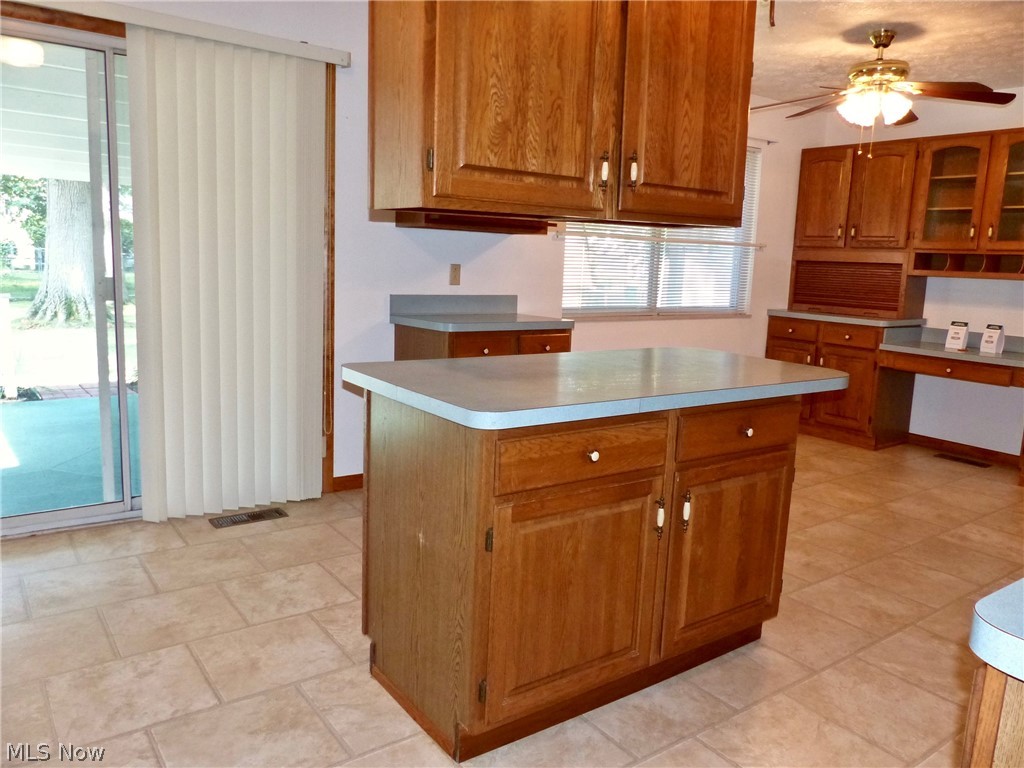8153 Edgewood Road Mentor, OH 44060 - Photo 6 of 24 Gallery Image 6