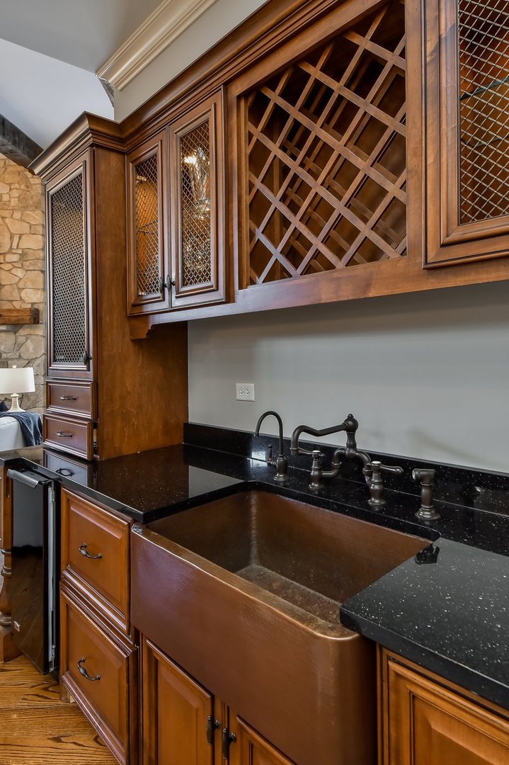 1025 East Hillside Road Naperville, IL 60540 - Photo 14 of 40