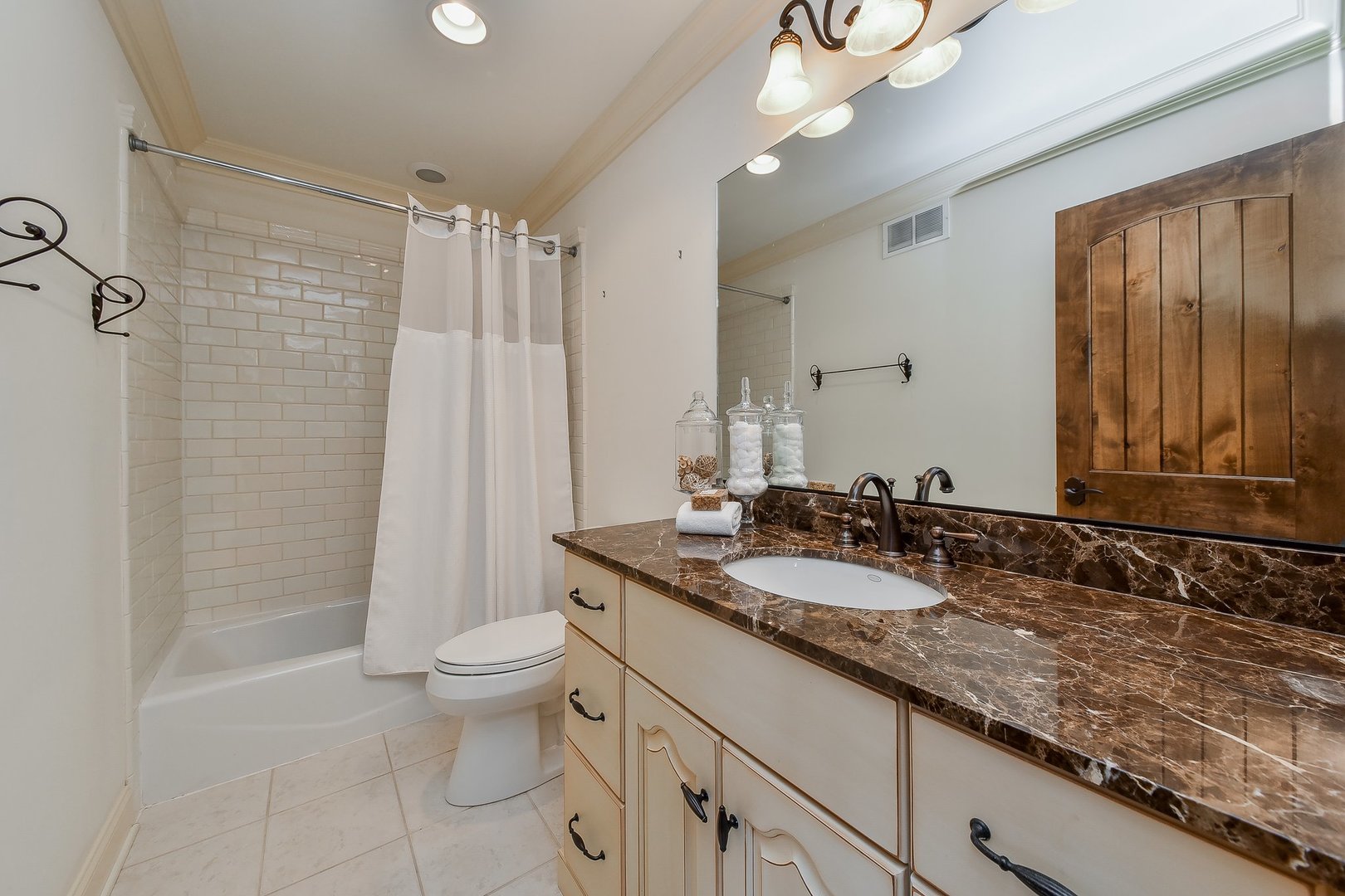 1025 East Hillside Road Naperville, IL 60540 - Photo 25 of 40