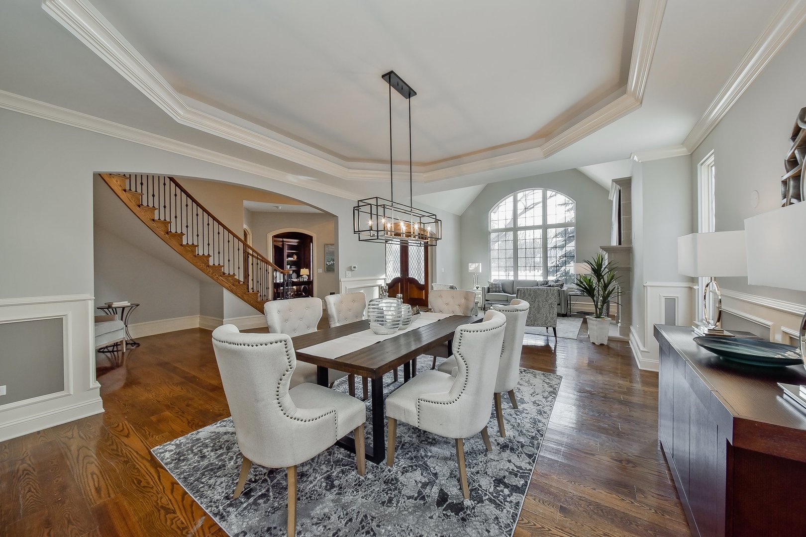 1025 East Hillside Road Naperville, IL 60540 - Photo 5 of 40