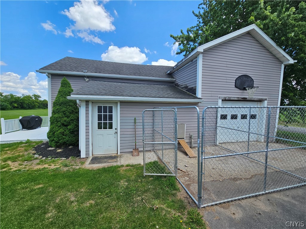 5294 Bluefield Road Fleming, NY 13021 - Photo 11 of 50 Garage