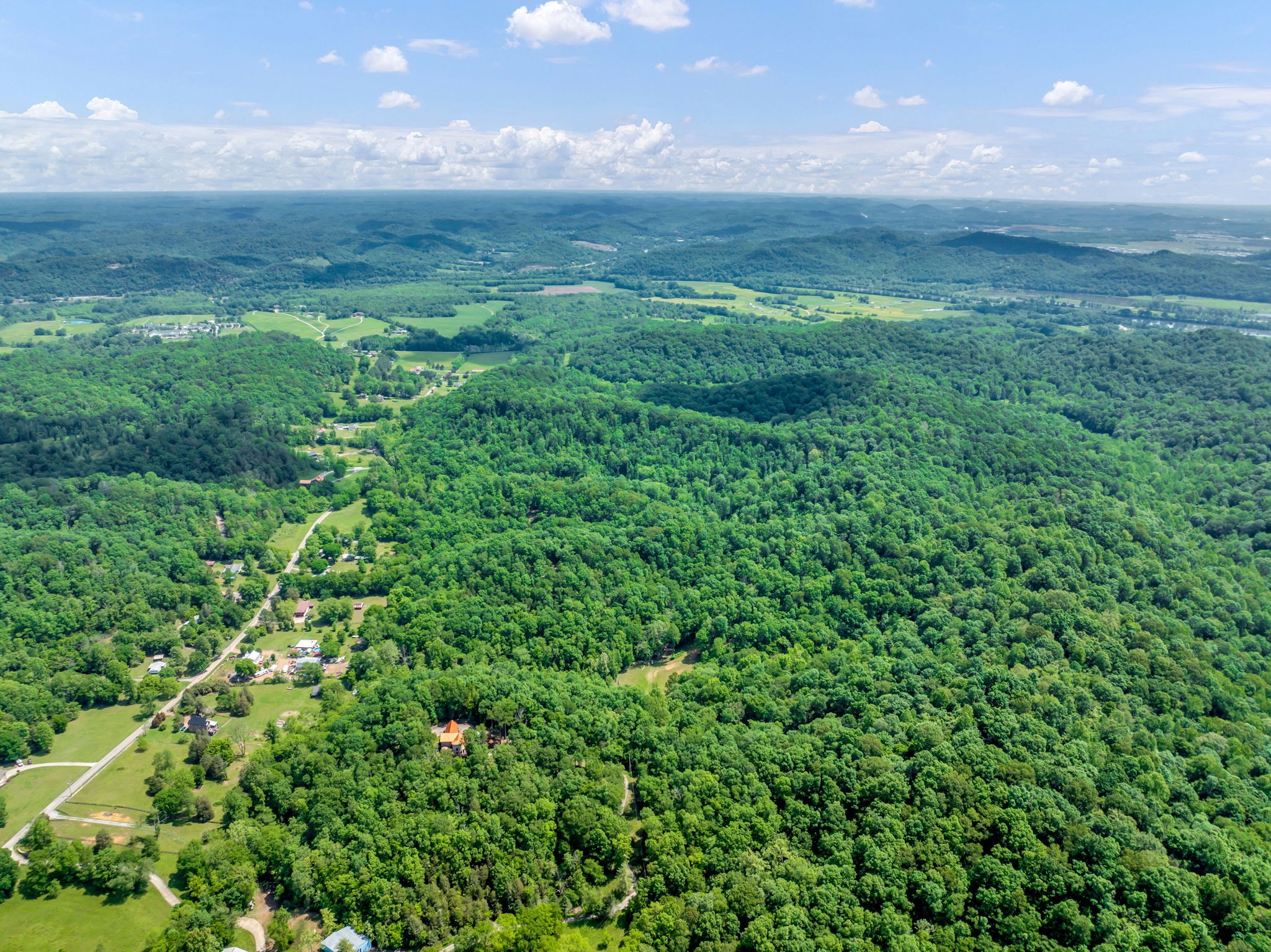 8515 Cub Creek Road Nashville, TN 37209 - Photo 20 of 23 a view of a big yard with lots of green space and mountain view