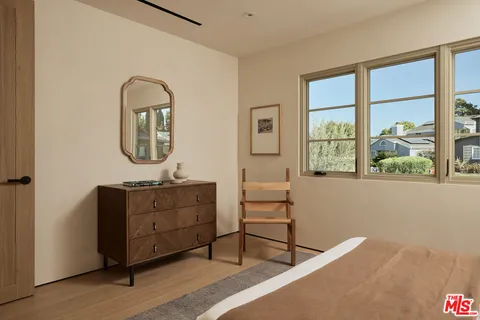 $4,395,000 | 12227 Everglade Street, Los Angeles, CA 90066