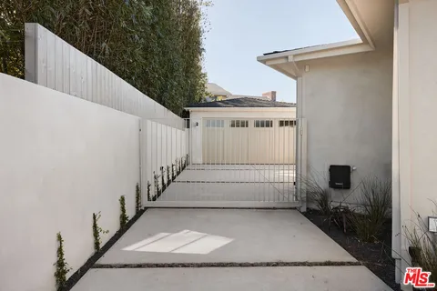 $4,395,000 | 12227 Everglade Street, Los Angeles, CA 90066