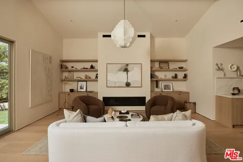 $4,395,000 | 12227 Everglade Street, Los Angeles, CA 90066