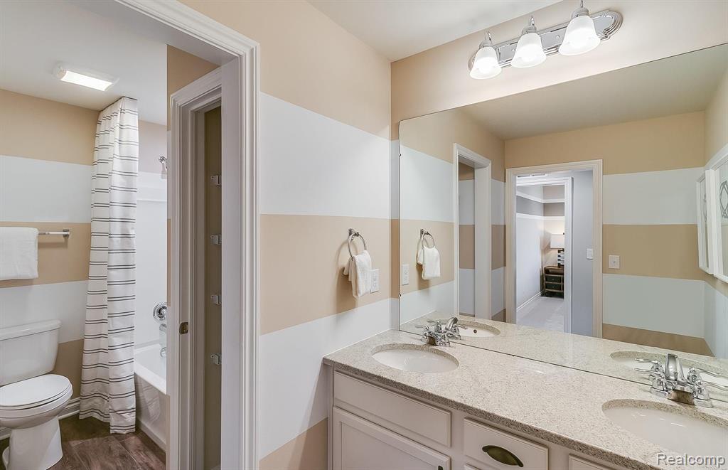 319 Strawberry Drive, Unit 4 Rochester, MI 48307 - Photo 30 of 33