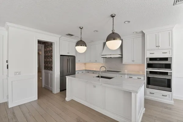 $2,350,000 | 1106 Wilshire Drive, Jupiter, FL 33458