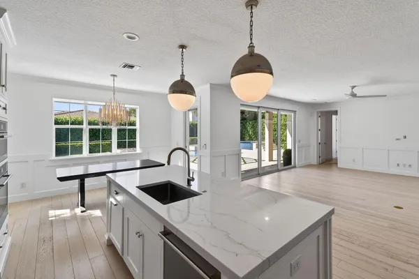 $2,350,000 | 1106 Wilshire Drive, Jupiter, FL 33458