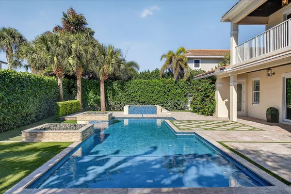$2,350,000 | 1106 Wilshire Drive, Jupiter, FL 33458
